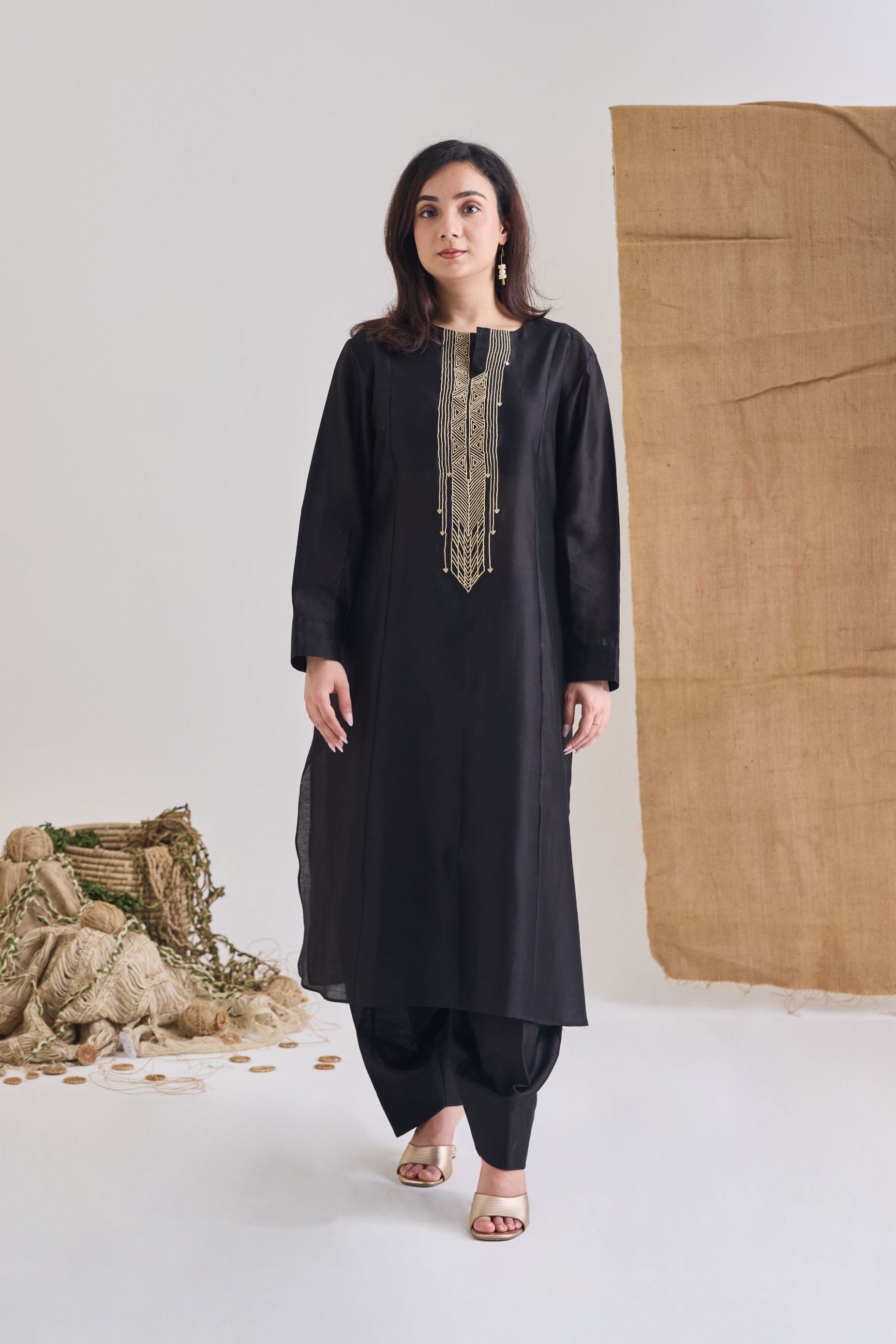 Black Chanderi long kurta with raw jute embroidery on neckline and salwar bottoms