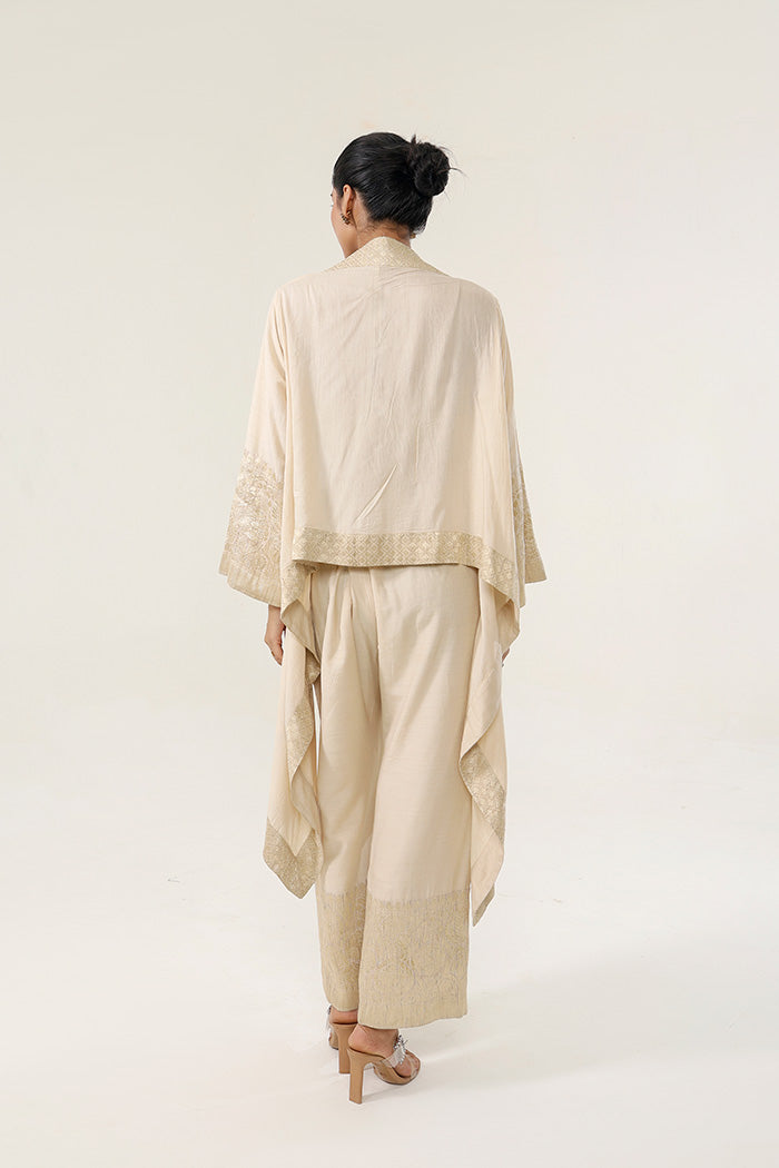 luxury banarasi cape outfit