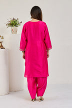 Fuchsia Chanderi kurta and cocoon pants, back view
