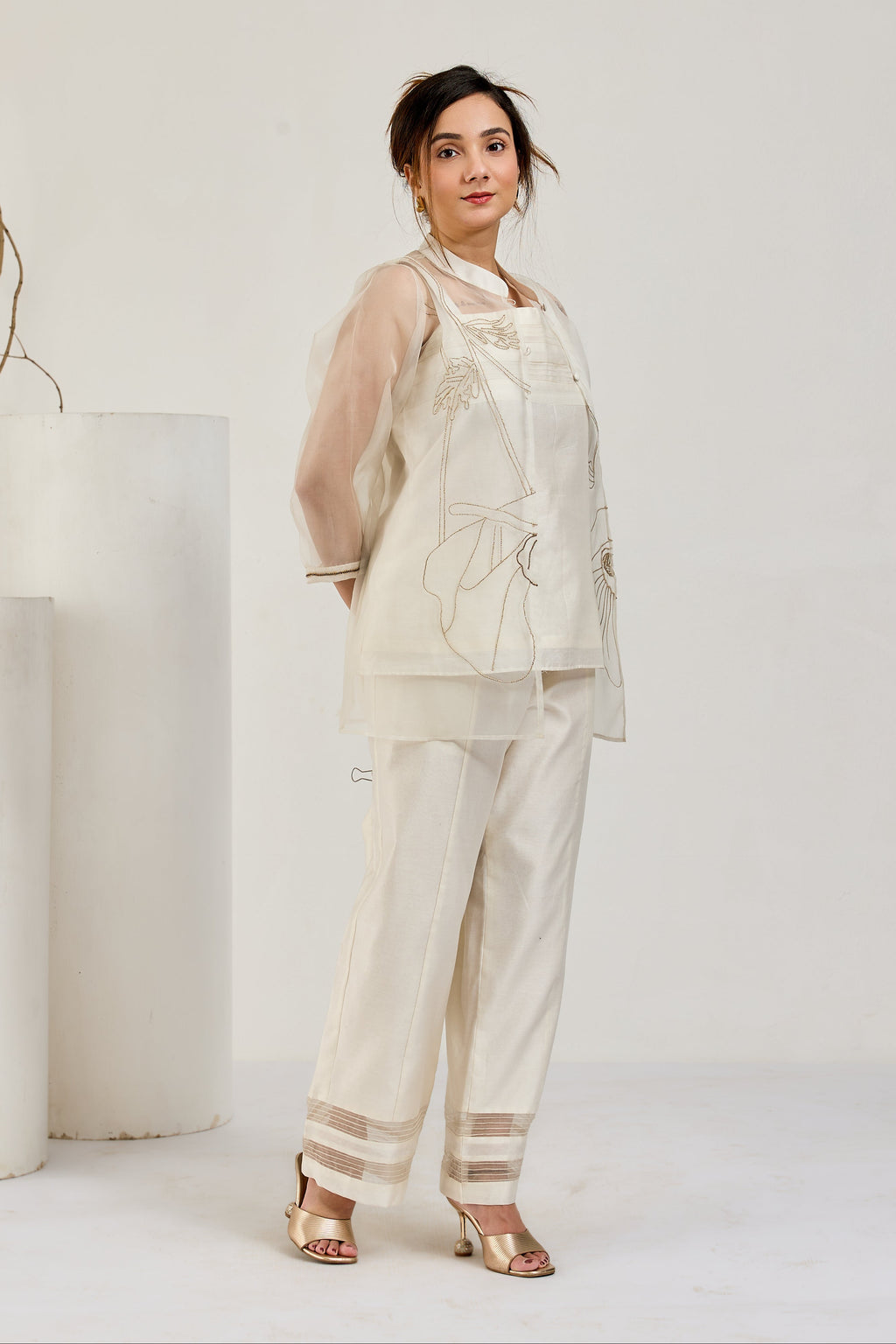 White Chanderi top and straight pants with hand-embroidered sheer organza jacket by Essence by Monika, front view