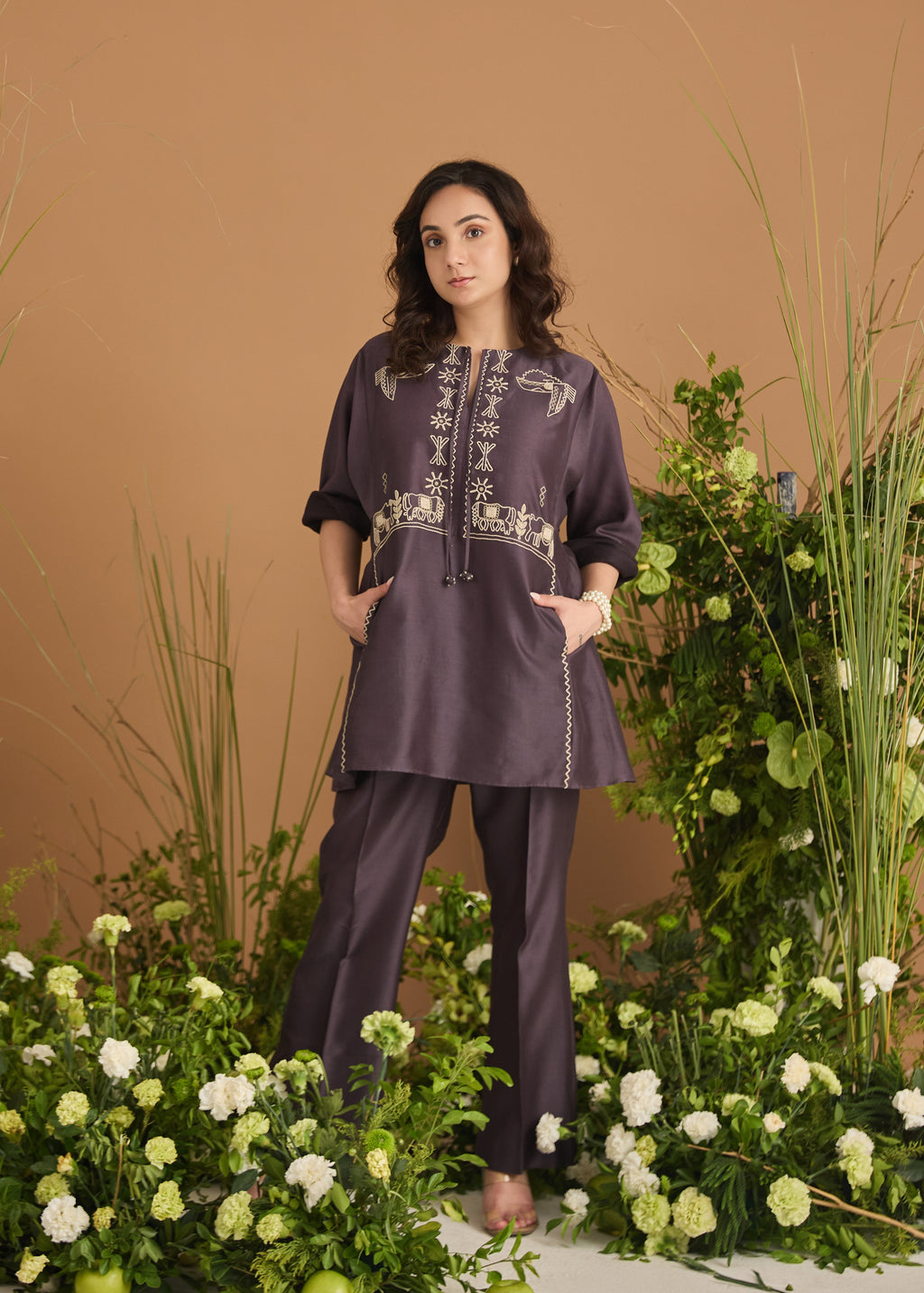 short jute embroidered kurta set
