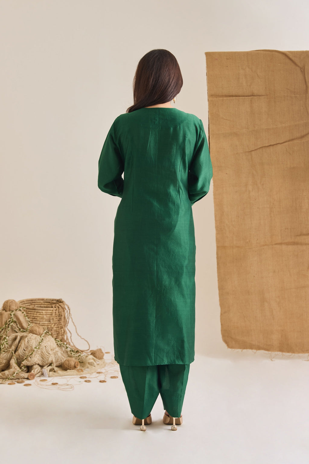 Back view - Chanderi kurta set midi length