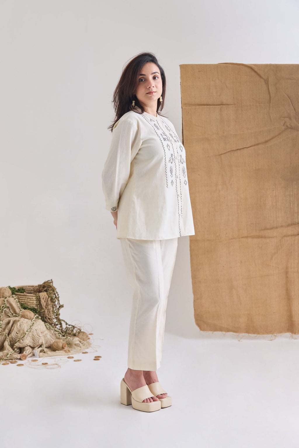Side view - White Chanderi shirt set with pintuck pants